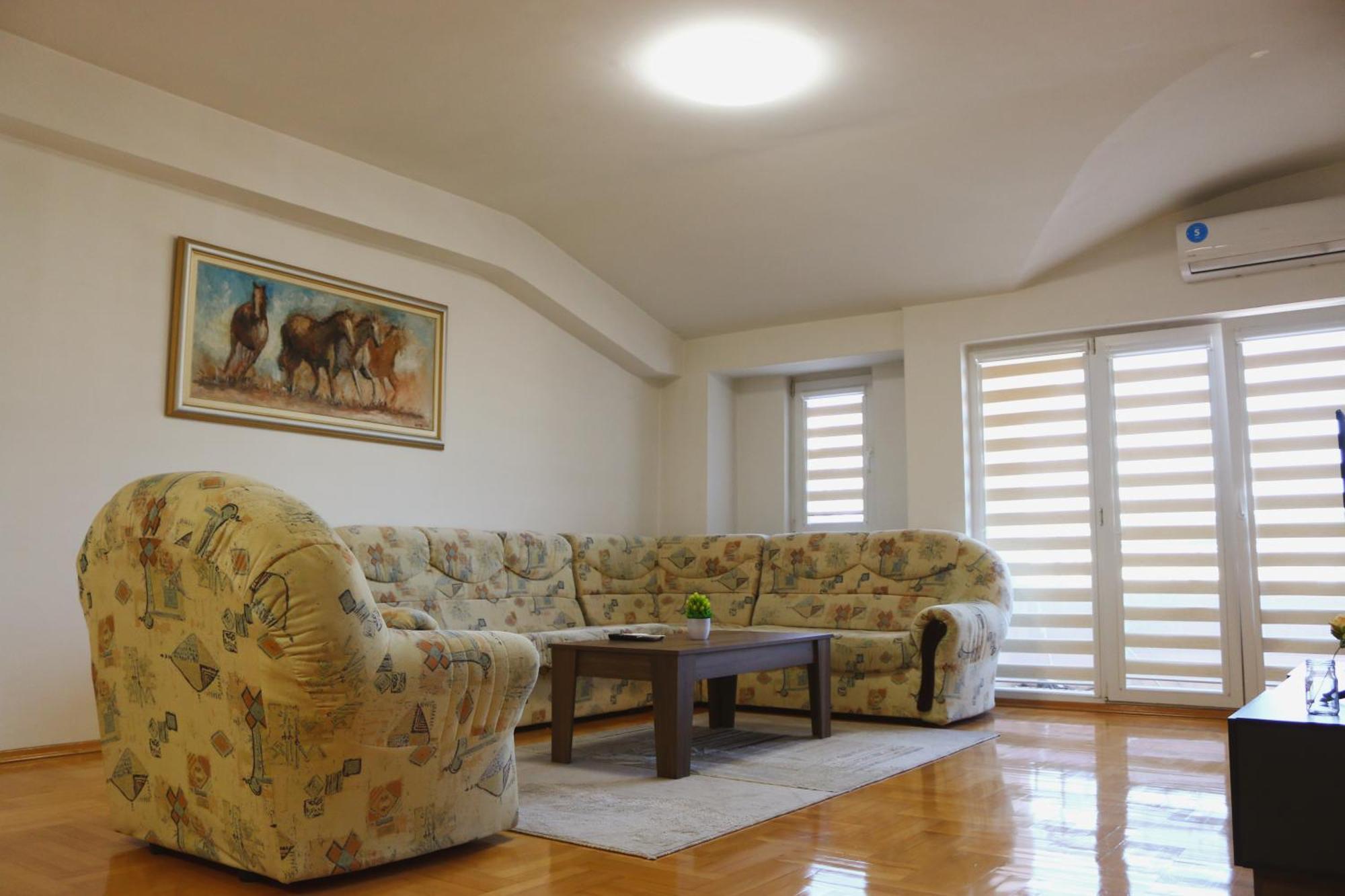 S Apartment สโกเปีย ภายนอก รูปภาพ